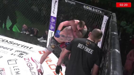 Brutal RNC finish by Jakub Lipa at Real Fight Night