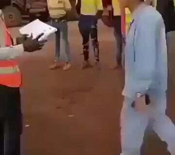 Crazed construction site supervisor assaults and tries to impale a