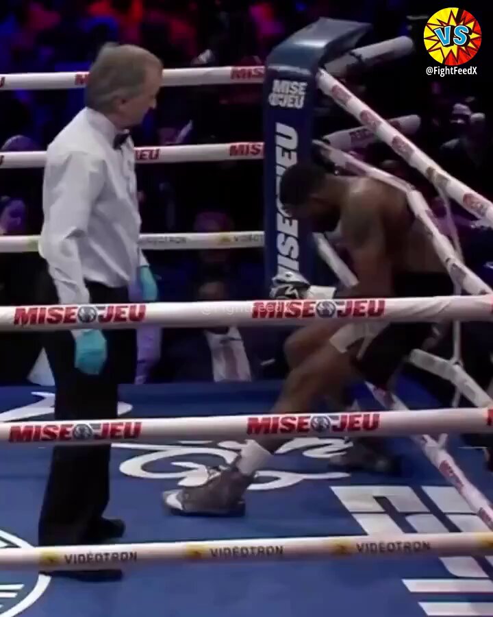 Steven Butler knocks out Steve Rolls on his feet Spectacular